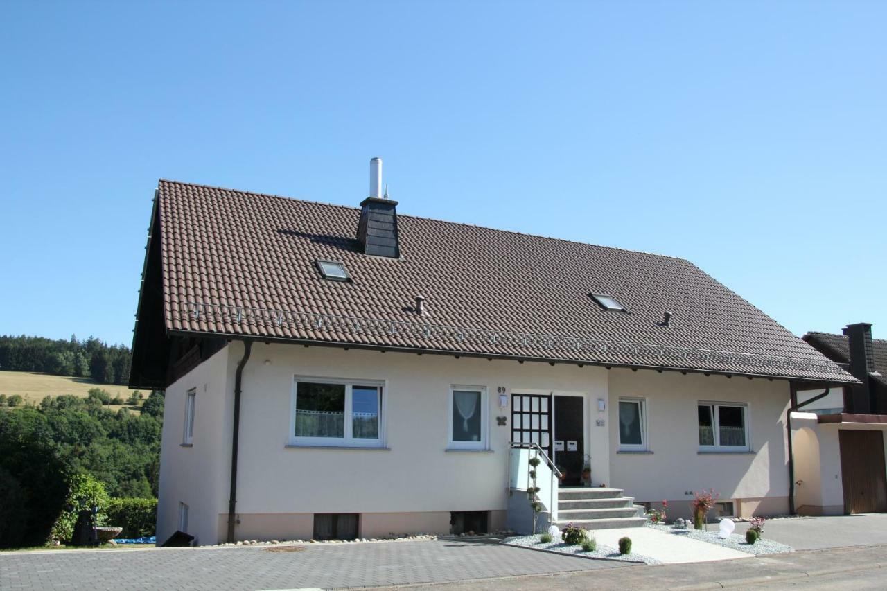 Ferienwohnung Abersfelder Mit Balkon Wildflecken Exterior foto